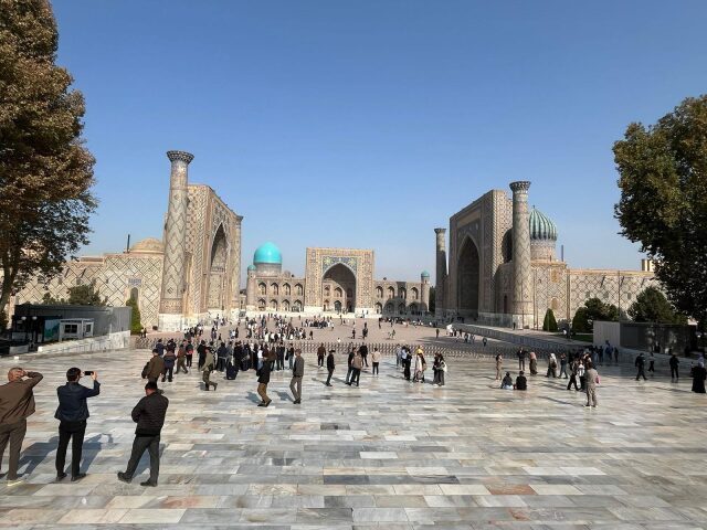 Architettura storica in Uzbekistan lungo la Via della Seta